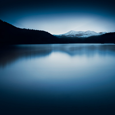 Photo du lac chambon au crépuscule en hiver, Brok photographie
